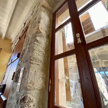 펜션 Monastery View House *